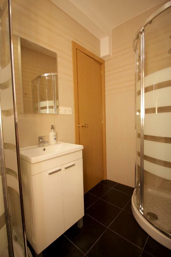 Albergue Lalin Centro Екстер'єр фото
